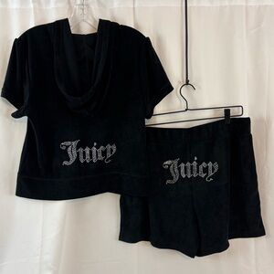 NWT Juicy Couture szXL Black Terry Cloth Hoodie and Shorts Set…